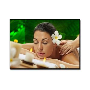 Tranh treo spa hình ảnh cô gái đẹp nằm massage thư giãn