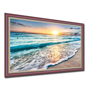 Bức tranh phong cảnh biển đẹp lúc bình minh với những con sóng nhẹ vỗ bờ cát