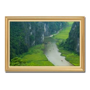 Bức tranh đẹp với hình ảnh non nước Tam Cốc Ninh Bình