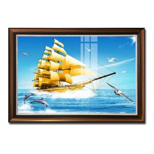 Bức tranh thuận buồm xuôi gió đẹp với hình ảnh thuyền buồm vàng phong thủy