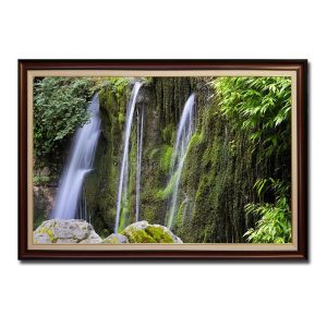 Bức tranh thác nước đẹp với những dòng chảy trắng muốt