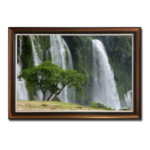 Bức tranh phong cảnh đẹp với hình ảnh cụm thác nước chảy