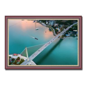 Bức tranh treo tường đẹp hình ảnh cầu Bãi Cháy Hạ Long với góc chụp từ trên cao rất ấn tượng