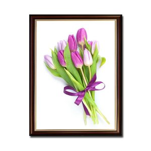 Mẫu tranh khổ đứng hình ảnh bó hoa tulip đẹp thắt nơ tím
